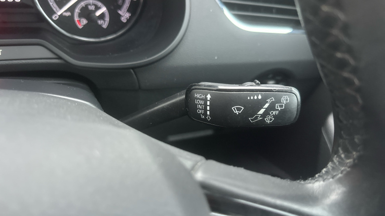 Skoda Octavia 1.5 TSI SE 5dr Petrol Hatchback